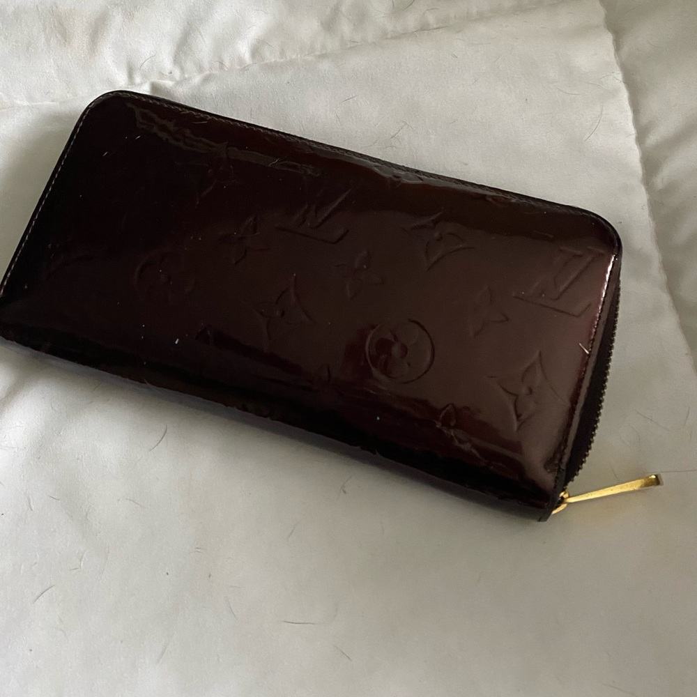 Louis Vuitton wallet - Picture 2 of 3